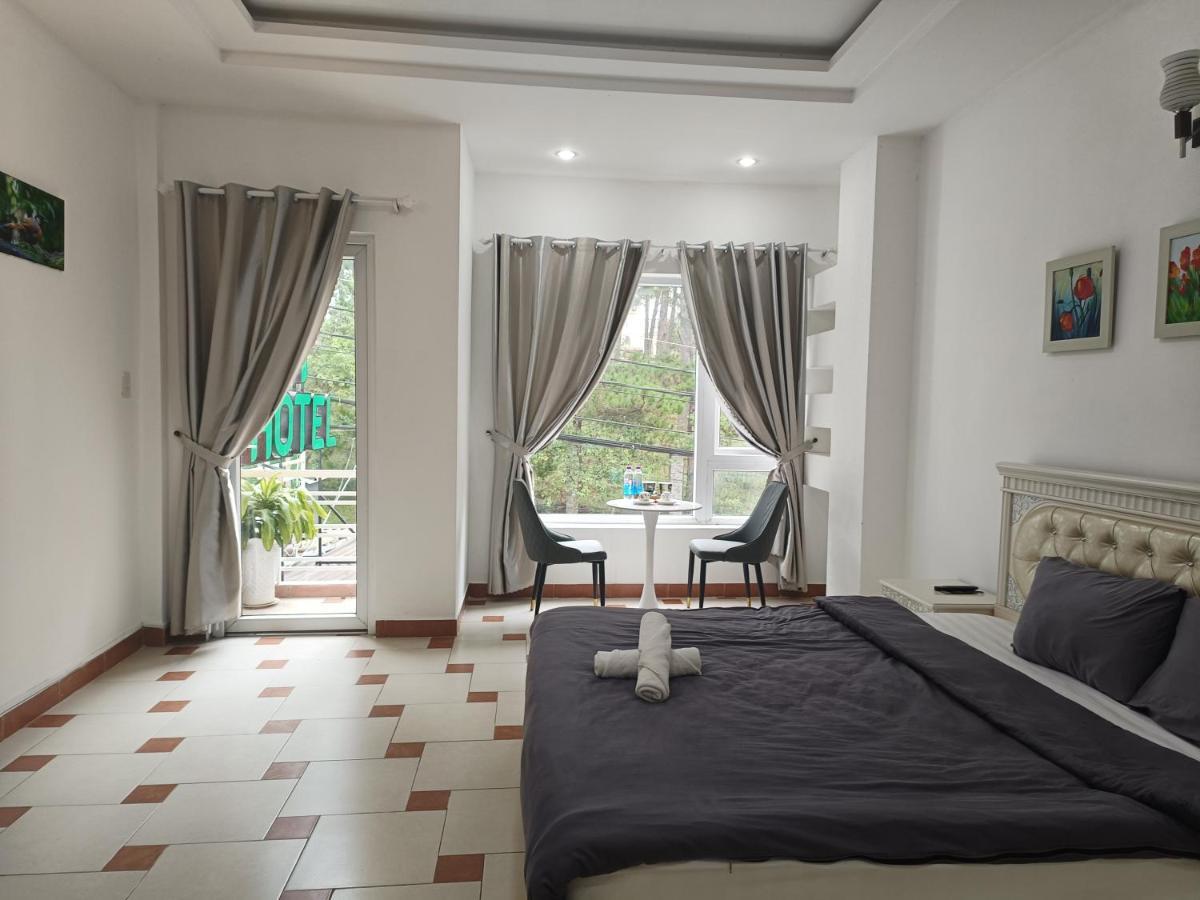 Elegant Dalat Hotel Exterior photo